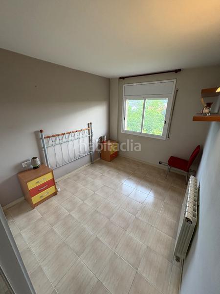 Foto db8b7a19-f3ee-491b-acd9-39ede62c5a34. Piso Roc Blanc piso + parking en Roc Blanc Terrassa