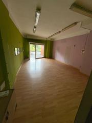 Business premise in Plaça Espanya 4