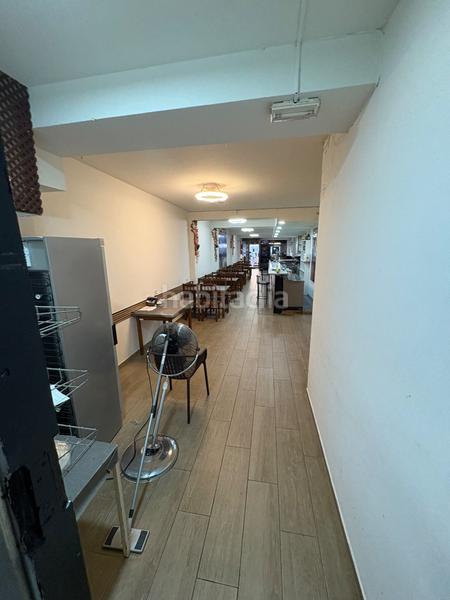 Foto c0ee1a8c-2019-49c8-83f6-81c2c1acb551. Pas-de-porte local commercial dans carrer d'alfons sala 18 dans Sabadell