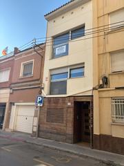 Dúplex  Carrer de la unió 199. Vendo duplex c/unio 199, + 2 parkings
