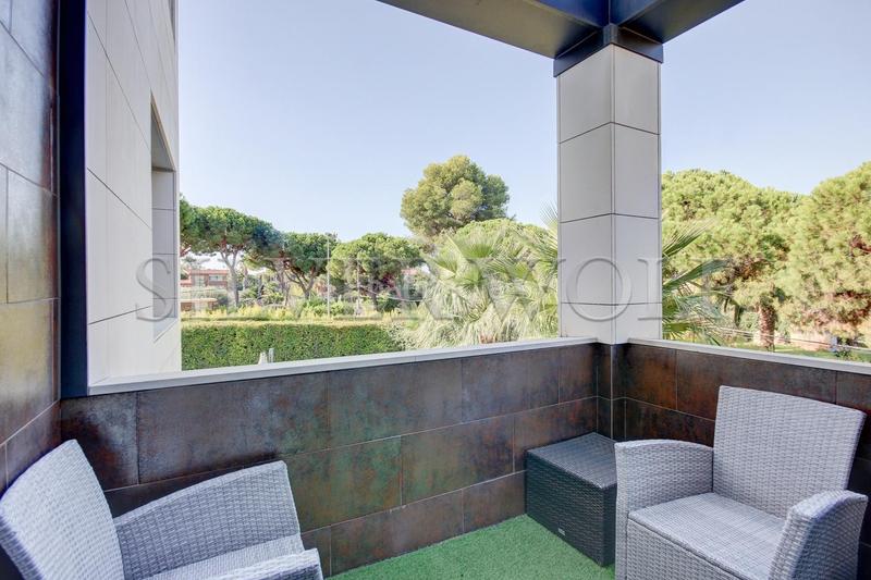 Foto 2f90ba28-70a6-45a8-8790-edad6a5dde41. Casa nivel superior en Gava Mar Gavà