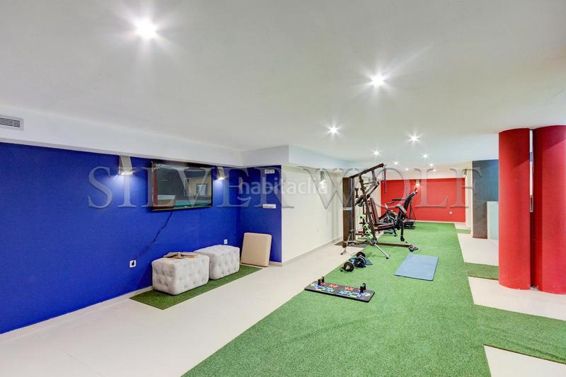 Foto cc26b1cf-7115-4e1d-8547-42f4b9db875c. Casa nivel superior en Gava Mar Gavà