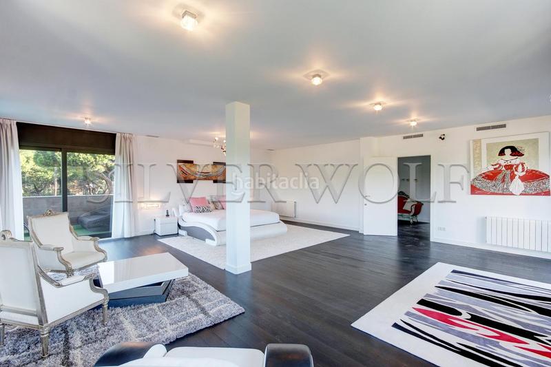 Foto e8ab415c-a87d-46f9-a941-be388ea99ef4. Casa nivel superior en Gava Mar Gavà