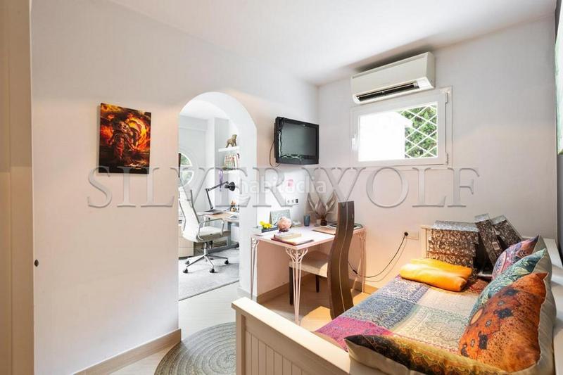 Foto 1ef64f80-b811-4a68-9d12-e54d0a96b7af. House with heating parking pool in El Poal Castelldefels