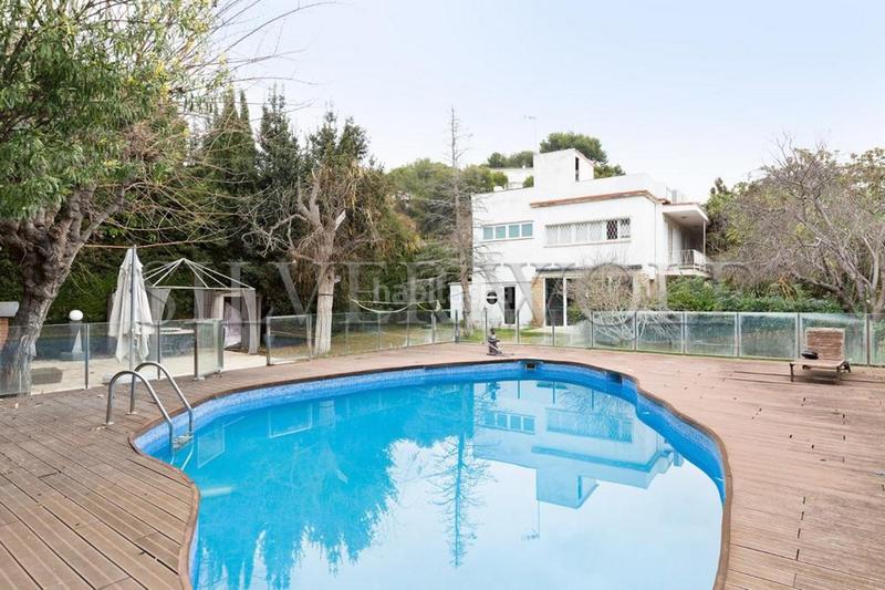Foto 39fcc99c-772c-4886-8d42-02893bc93978. House with heating parking pool in El Poal Castelldefels