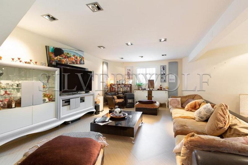 Foto d2cea711-c56d-4473-944a-592eb42e8d8d. House with heating parking pool in El Poal Castelldefels