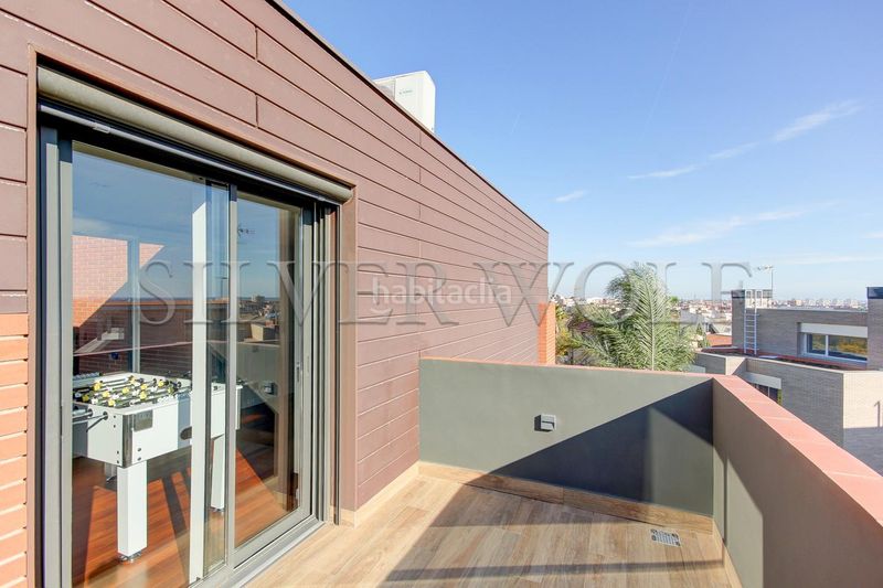 Foto f0b17145-11d2-4ebe-93ee-9c1fa84f8f50. Casa amb calefacció aparcament piscina a Torrent Ballester Viladecans