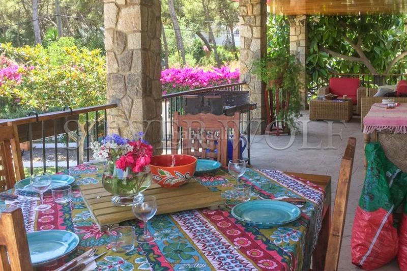 Foto f58551cb-5b05-4d42-b72c-1f80a79dae8e. Maison avec chauffage parking piscine dans Bellamar Castelldefels