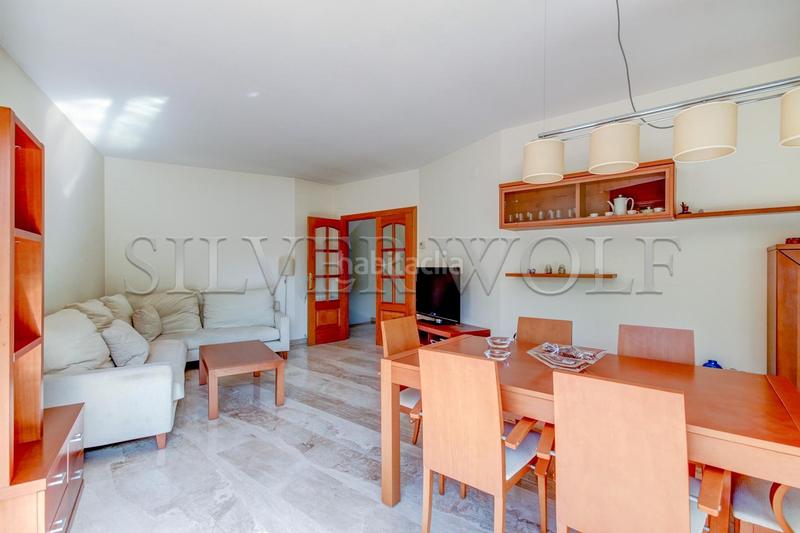 Foto 076496d1-e8c8-4448-aa8e-7cc8475baeaf. Casa amb calefacció aparcament a Can Tintorer-Can Tries Gavà