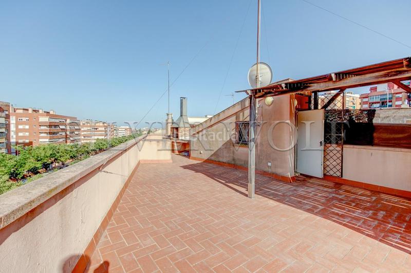 Foto 121b399b-6ce5-4aa5-8b76-49d9e6c6dff7. Casa amb calefacció aparcament a Can Tintorer-Can Tries Gavà