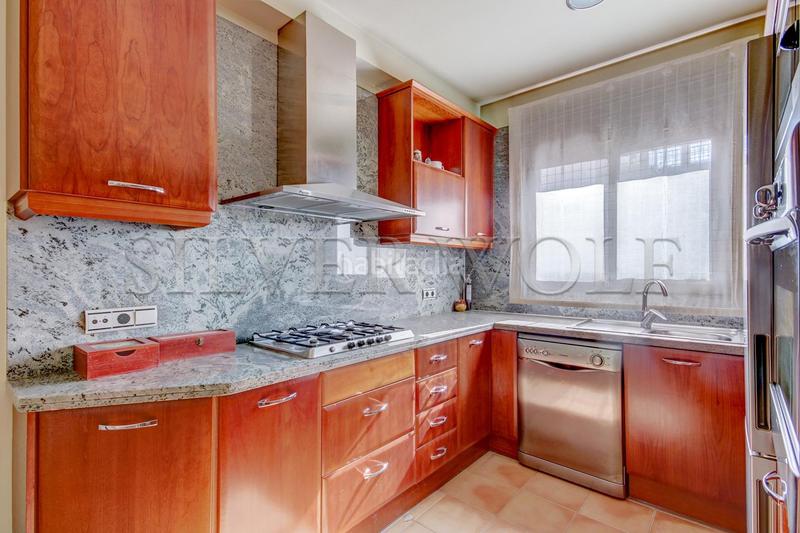 Foto 1a92cd30-dbc5-4c21-ac69-f5ce2b323388. Casa amb calefacció aparcament a Can Tintorer-Can Tries Gavà