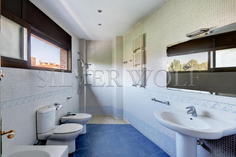 Foto 2a1cc0d7-7e1a-4e3c-a45b-5b9d3c34956a. Casa amb calefacció aparcament a Can Tintorer-Can Tries Gavà