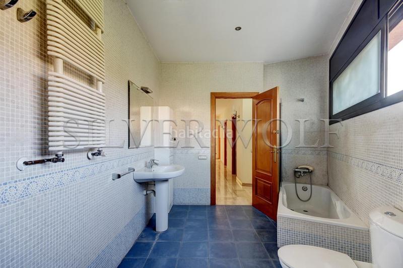 Foto bc18649f-bfe9-4573-aee4-57d8fd8f3b8a. Casa amb calefacció aparcament a Can Tintorer-Can Tries Gavà