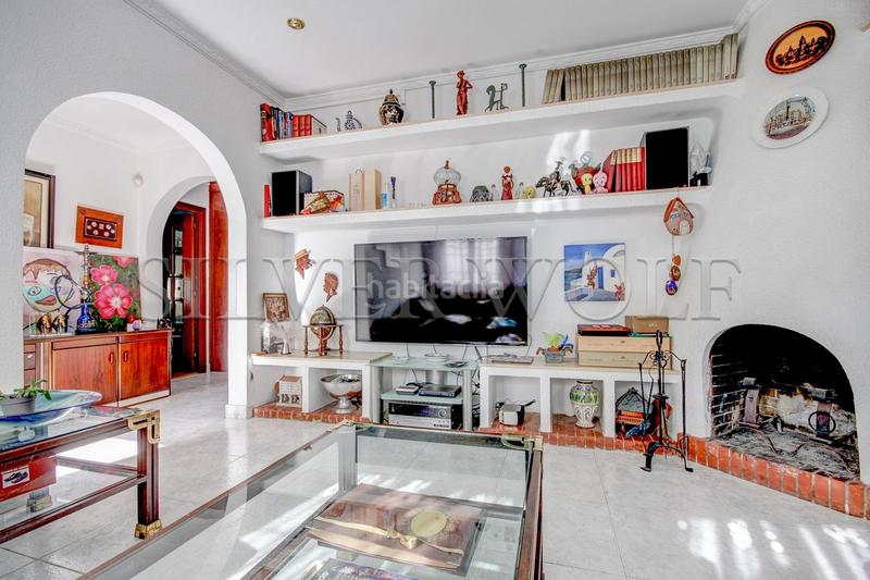 Foto 2e1f37d1-b55f-421f-b06f-ddbbee176a54. Maison avec chauffage parking piscine dans Lluminetes Castelldefels