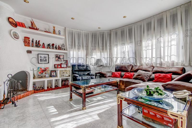 Foto 88ec4a01-a220-4b99-92cb-e8f42a06426f. Maison avec chauffage parking piscine dans Lluminetes Castelldefels