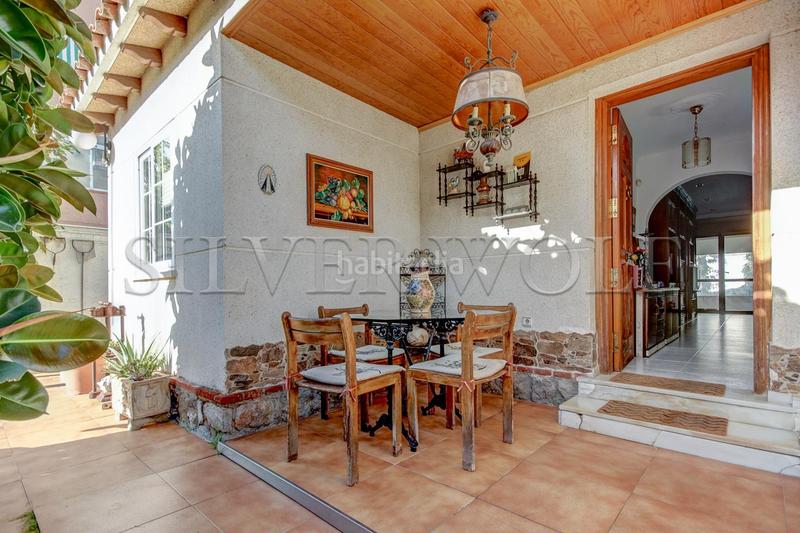 Foto e44cfbe0-2928-418b-8261-058a460440f5. Maison avec chauffage parking piscine dans Lluminetes Castelldefels