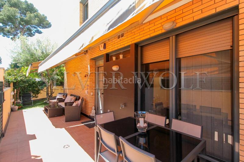 Foto 11cd1e4d-2bdb-488b-87f3-0fece54836fd. Casa adossada amb calefacció aparcament a Montmar Castelldefels