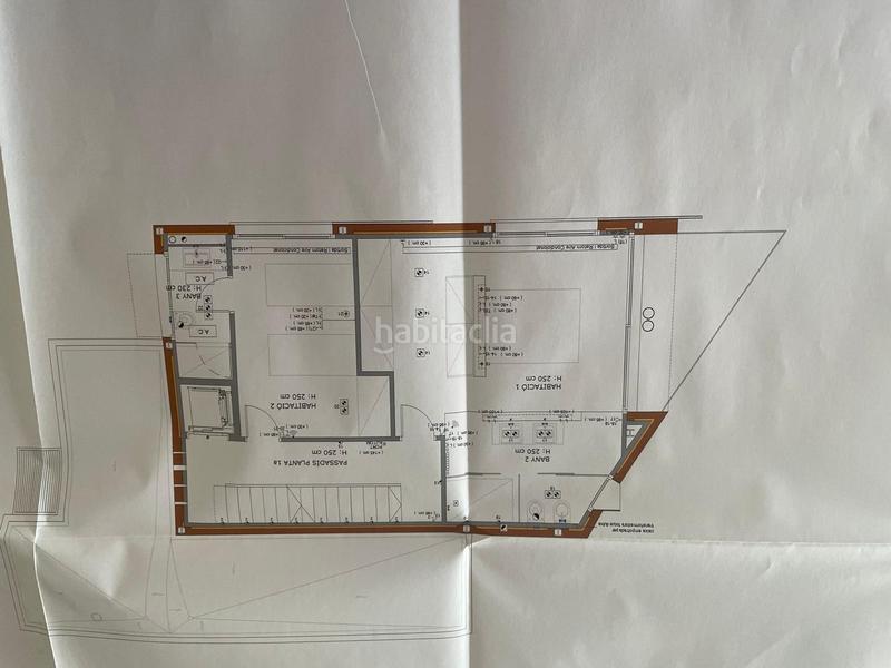 Foto 1635f8a9-4c47-4ef0-8947-ba2155416ba8. Casa con riscaldamento parcheggio piscina in Lluminetes Castelldefels