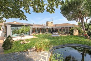 Maison  Carrer de les mimoses. Oasis en montornes