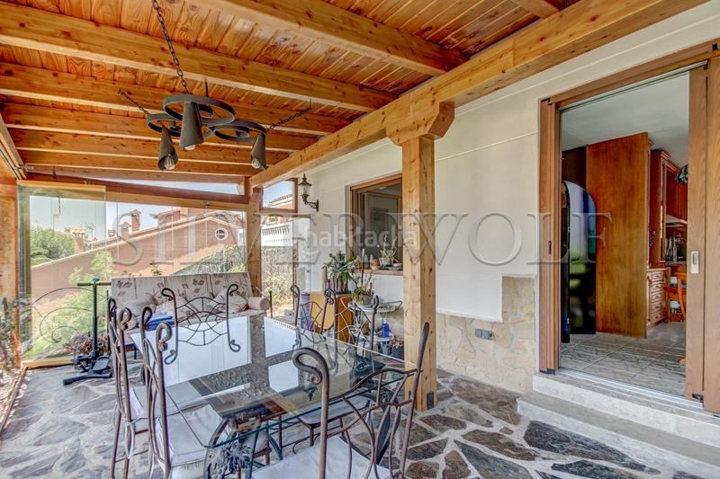 Foto 49709825-9f4a-4e8d-ac06-030f175a96b2. Haus mit heizung pool in Sant Fost de Campsentelles