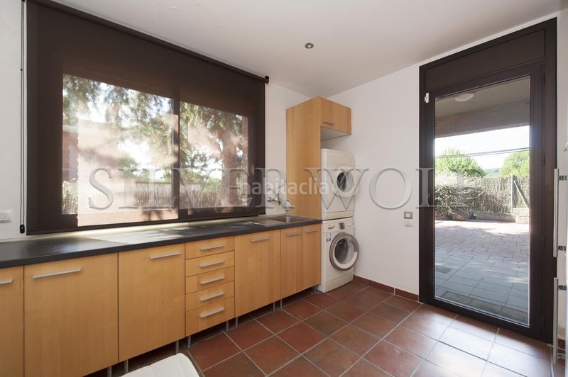Foto db432a65-a295-4739-b22d-bef2ddfed254. Casa amb calefacció aparcament piscina a Begues