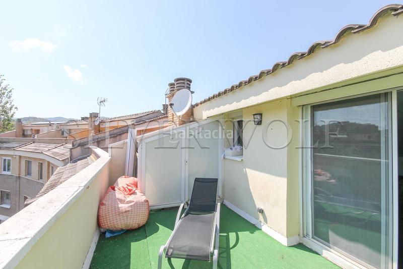 Foto 4d41add7-3a24-4c9f-aeab-607bcd065885. Casa a schiera con riscaldamento parcheggio in Torrent Ballester Viladecans