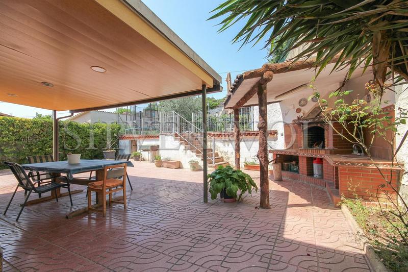 Foto 3765375f-ad7c-4acc-8c2b-1c630bd2a0c5. Maison avec chauffage parking piscine dans Vilanova del Vallès