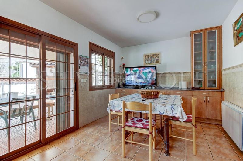 Foto 606dff29-2005-4f32-a119-efa6f6fb0178. Maison avec chauffage parking piscine dans Vilanova del Vallès