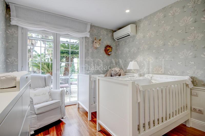 Foto 0545538a-34af-4f93-8bf9-ecfd07023fe7. Casa amb calefacció aparcament piscina a Valldoreix Sant Cugat del Vallès