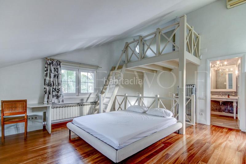 Foto 0f074d88-9843-447c-af23-d394efadb2a3. Casa amb calefacció aparcament piscina a Valldoreix Sant Cugat del Vallès