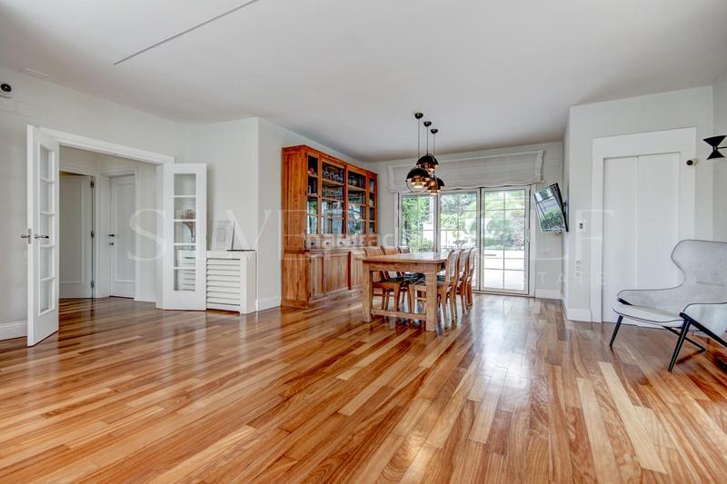 Foto 26148b58-5e30-423f-a8f0-a1d7a7f9e784. Casa amb calefacció aparcament piscina a Valldoreix Sant Cugat del Vallès