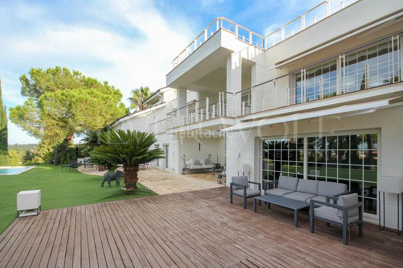 Foto 2b6ccdae-5f62-4264-af68-1dc8bc7fab27. Casa amb calefacció aparcament piscina a Valldoreix Sant Cugat del Vallès