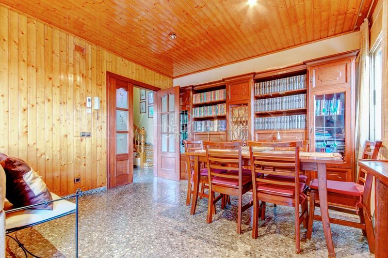 Foto 3953eba3-bc7d-4bbc-a0a1-012d8bf55db4. Haus mit heizung parking in Urbanitzacions Argentona