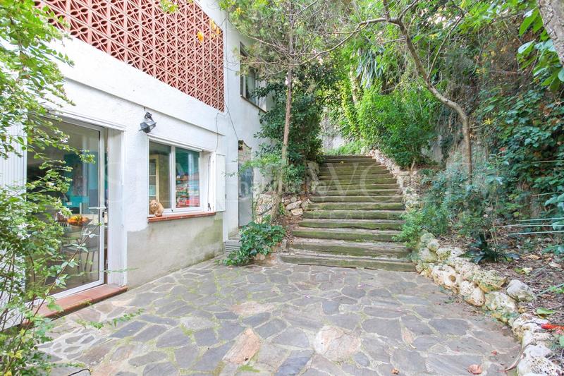 Foto 3cbb62b7-1de0-4f85-b1ab-4cc76184e8e9. Haus mit heizung parking in Urbanitzacions Argentona