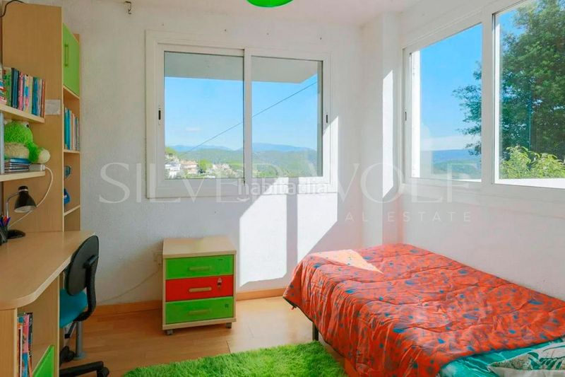 Foto a736bdb9-de15-4f38-8dbc-f7fa6fe2429e. Casa amb calefacció aparcament a Urbanitzacions Argentona