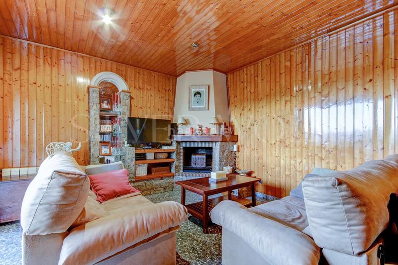 Foto c8cd2b9a-a9db-4e32-a9f2-3828a3e0561c. Haus mit heizung parking in Urbanitzacions Argentona