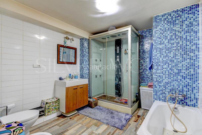 Foto f4fef134-5be8-4b65-88c4-c827a7e8468f. Haus mit heizung parking in Urbanitzacions Argentona