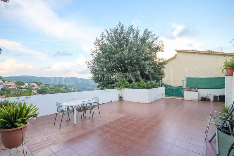 Foto f6f2e7fe-cdf4-4e1f-9e06-f0e4f9d12bff. Haus mit heizung parking in Urbanitzacions Argentona