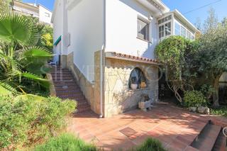 Casa  Carrer congost. Oasis de paz