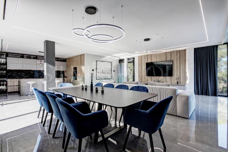 Foto f66d1835-2728-49dd-9fe5-4206364b682c. Maison avec chauffage parking piscine dans Montmar Castelldefels