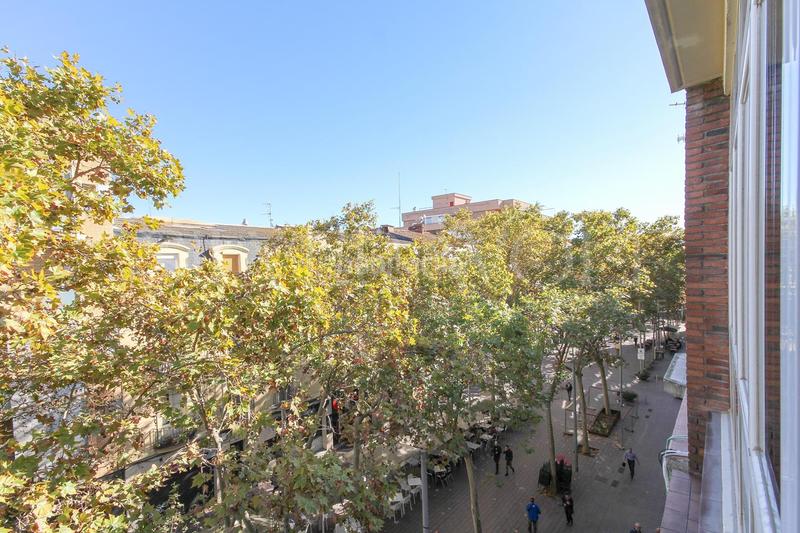 Foto 72dc97b3-d529-4f13-82a0-8cc121119f7a. Piso luz natural en Centre-Estació Gavà