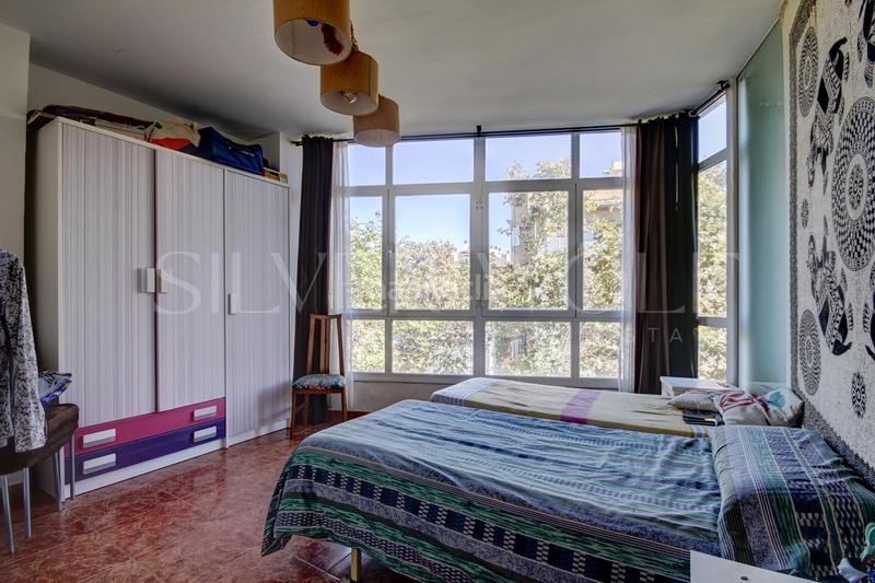 Foto b003112e-eaa4-42fd-b9ce-b0ed99e5f431. Piso luz natural en Centre-Estació Gavà