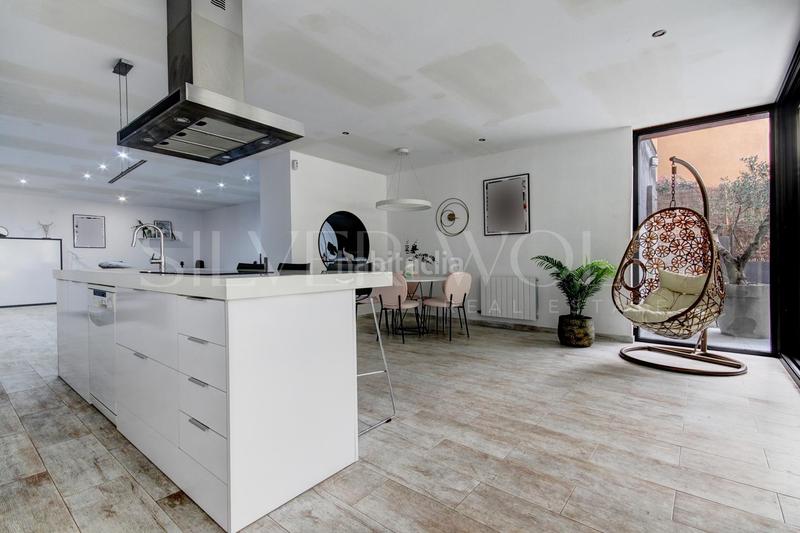 Foto 8de24a08-a4b9-4eec-b367-87d20971ceb7. Casa amb calefacció aparcament piscina a Papiol (El)