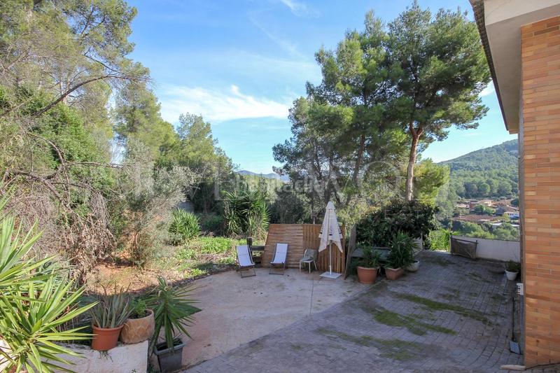 Foto af7c887d-2b08-40ff-b1be-f558c51f713a. Casa con riscaldamento parcheggio piscina in Corbera de Llobregat