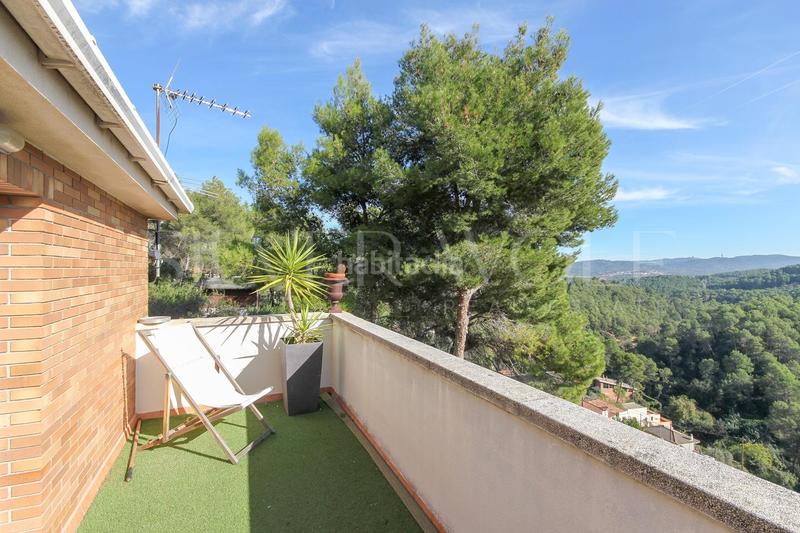 Foto eccb4ad3-01fb-4ebc-bb05-8b6a9000f063. Casa con riscaldamento parcheggio piscina in Corbera de Llobregat