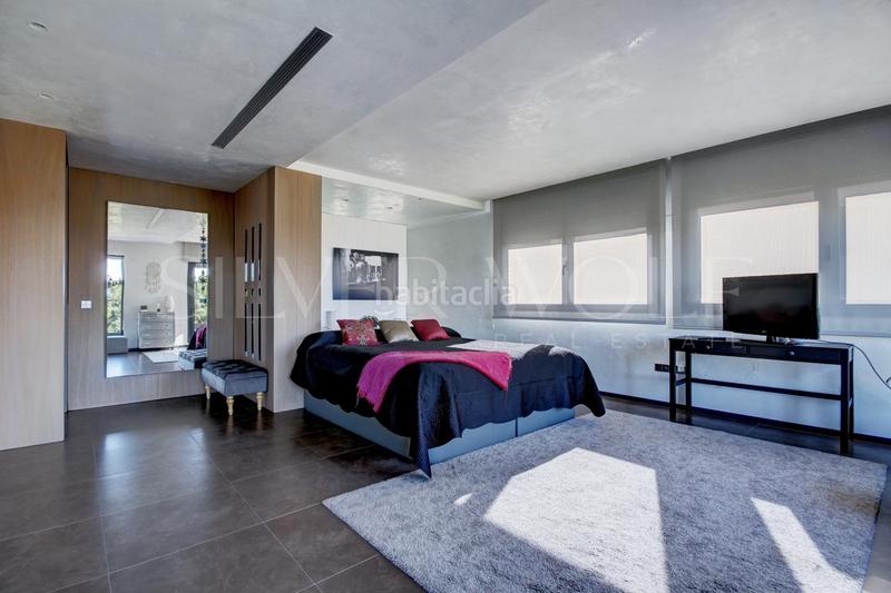 Foto 2faebed7-d2e4-4f0c-b3ae-c554ee8dbeb9. Casa diamante en la roca en Roca del Vallès (La)