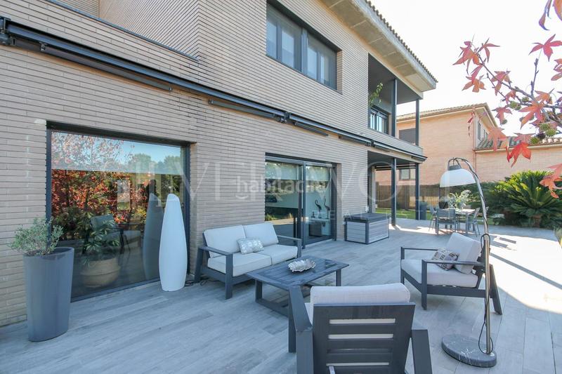 Foto 745e1e7d-8db7-410c-af46-c9fae4d9fcba. Casa diamante en la roca en Roca del Vallès (La)