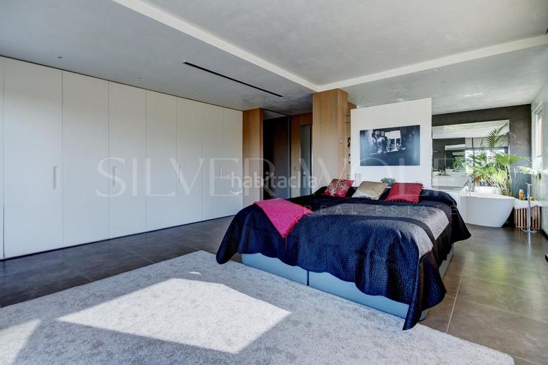 Foto ca047a5e-b903-4c13-b9c8-60eb97dbf742. Casa diamante en la roca en Roca del Vallès (La)