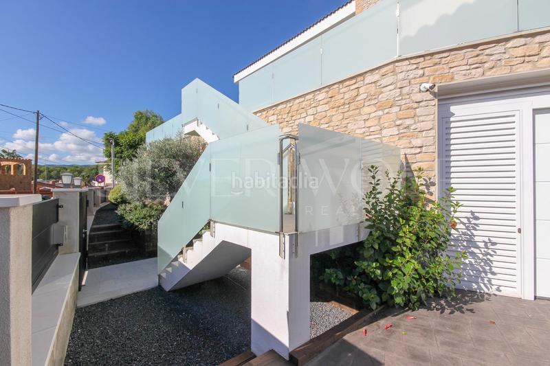 Foto c32459fb-8e88-48b2-bad6-38f67d462670. Haus mit heizung parking pool in Torrent Ballester Viladecans