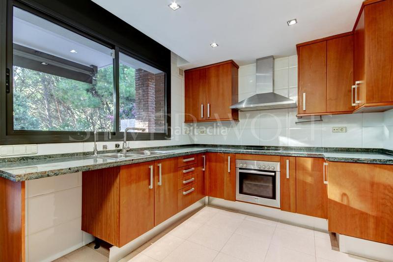 Foto 700f67d8-cb6d-4bc3-b90a-d0d373e0a044. Towny house with heating parking pool in El Poal Castelldefels